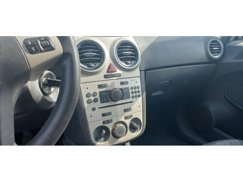 opel corsa d del año 2008