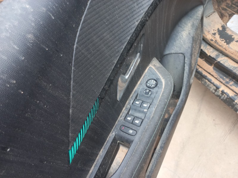 peugeot 208 (p2) del año 2022