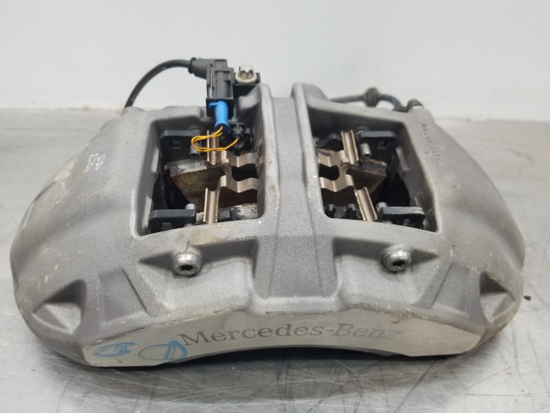 Recambio de pinza freno delantera derecha para mercedes clase c (w206) 220 d referencia OEM IAM A2064219001  