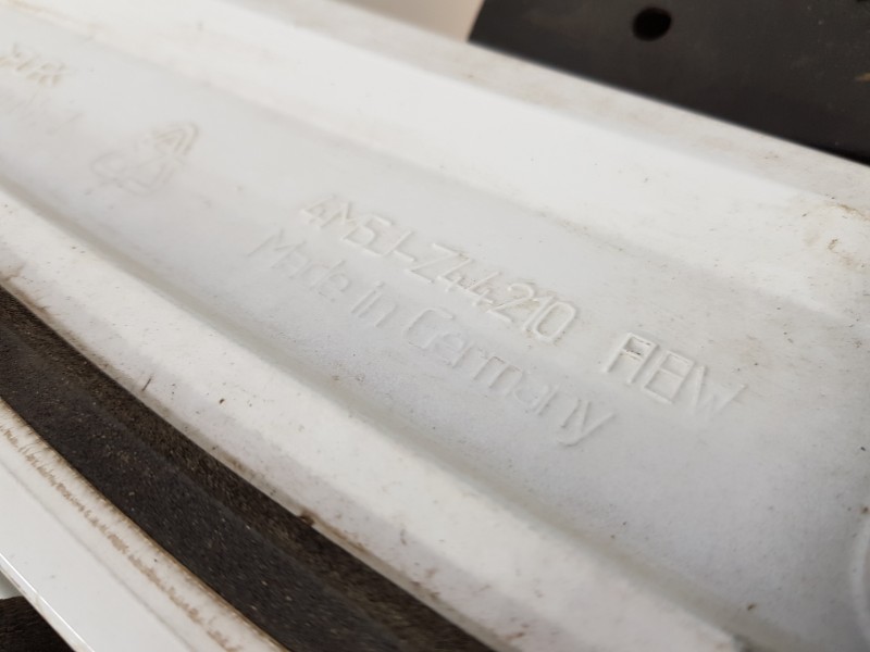 Recambio de aleron trasero para ford focus lim. (cb4) trend referencia OEM IAM 4M5JZ44210ABW  