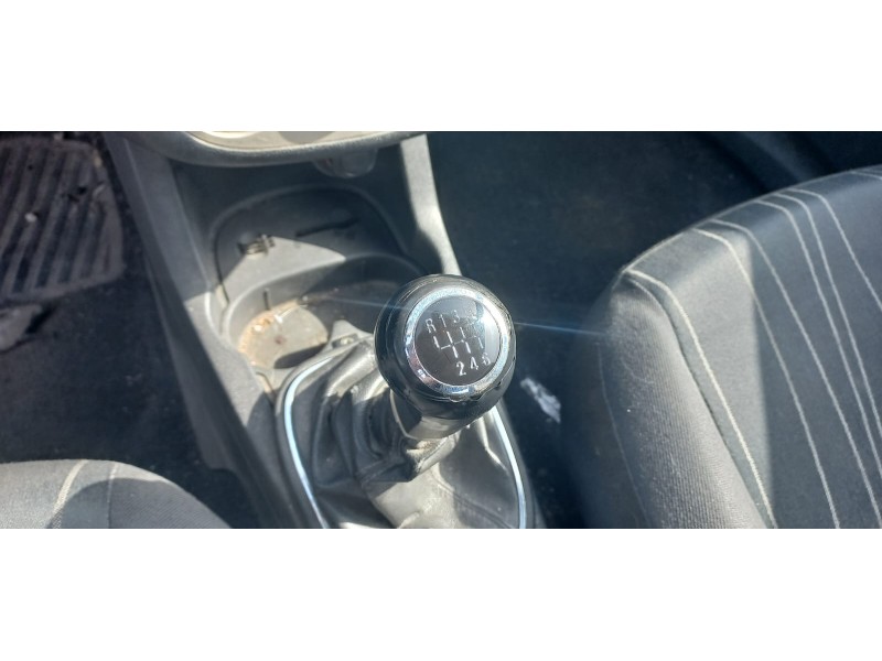 opel corsa d del año 2008