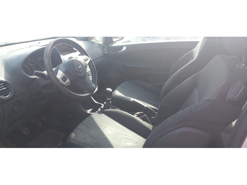 opel corsa d del año 2008