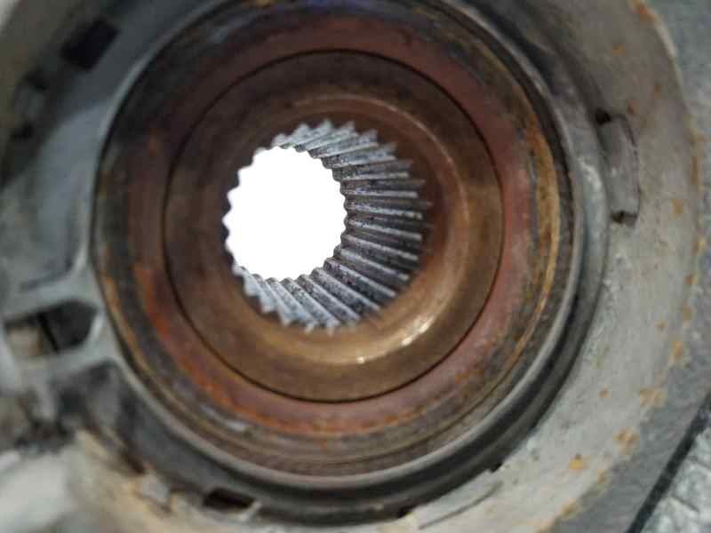 Recambio de mangueta delantera izquierda para renault kangoo combi referencia OEM IAM 8200755585 8200361237 