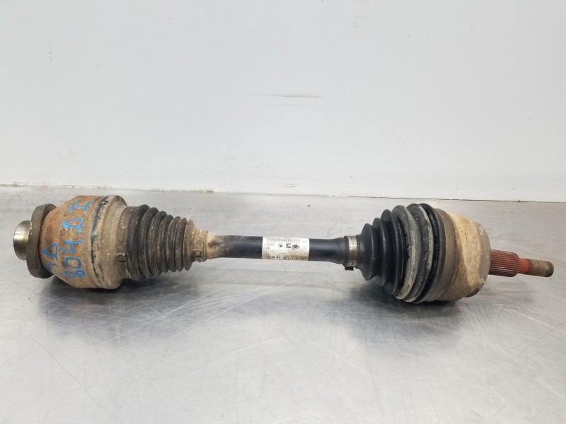 Recambio de transmision delantera izquierda para volkswagen t5 transporter/furgoneta kombi referencia OEM IAM 7H0407271AA  