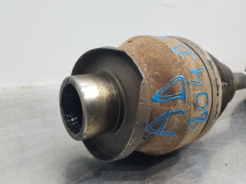 Recambio de transmision delantera izquierda para volkswagen t5 transporter/furgoneta kombi referencia OEM IAM 7H0407271AA  