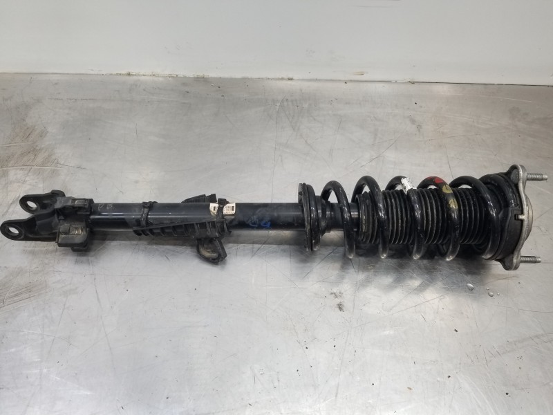 Recambio de amortiguador delantero derecho para mercedes clase c (w206) 220 d referencia OEM IAM A2363205202 A2323230100 