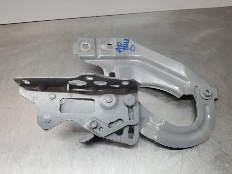 Recambio de bisagra capot para mercedes clase c (w206) 220 d referencia OEM IAM A2068803901  