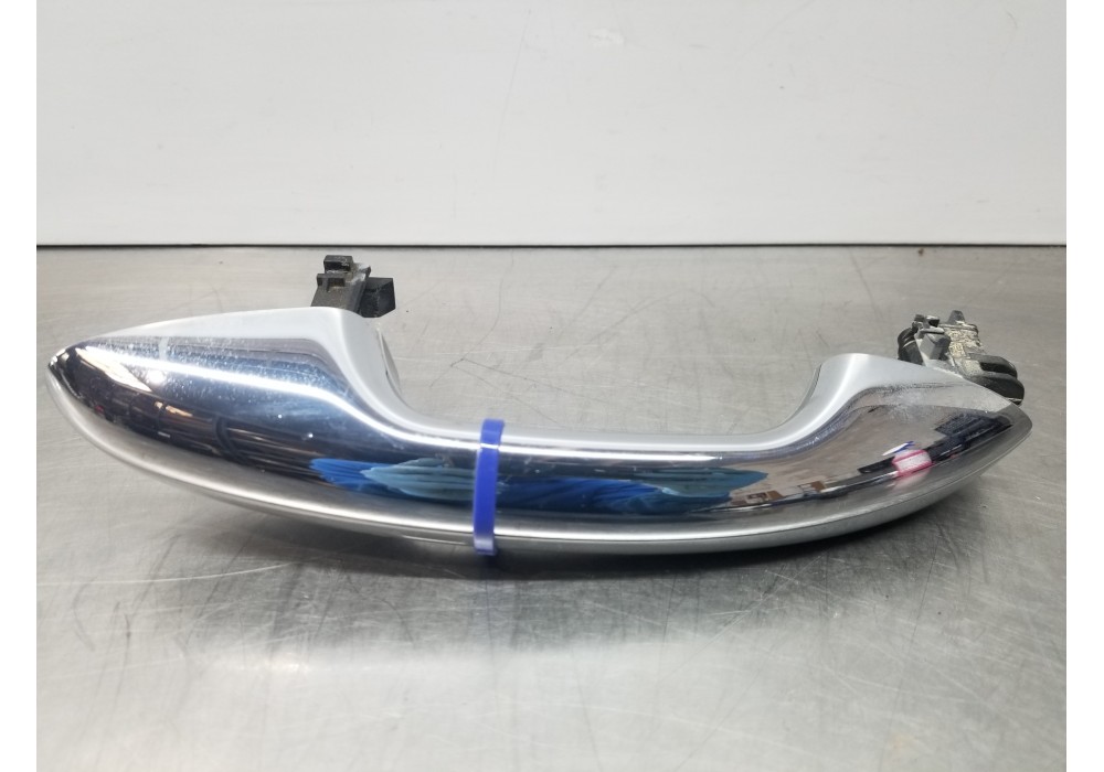 Recambio de maneta exterior delantera derecha para mercedes clase c (w206) 220 d referencia OEM IAM A0997606102  