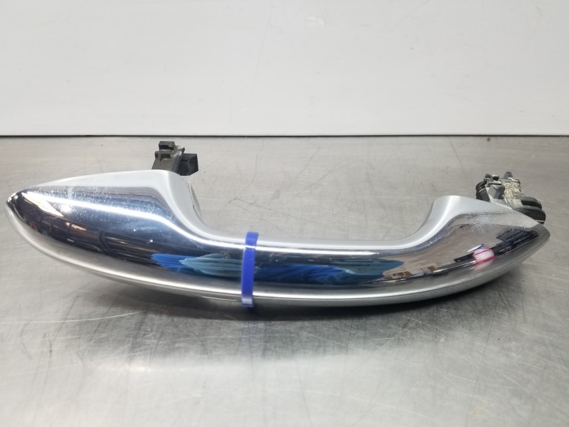 Recambio de maneta exterior delantera derecha para mercedes clase c (w206) 220 d referencia OEM IAM A0997606102  