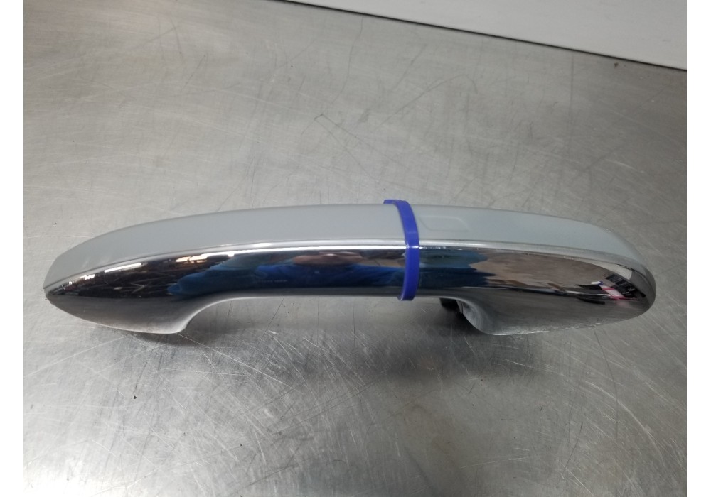 Recambio de maneta exterior delantera derecha para mercedes clase c (w206) 220 d referencia OEM IAM A0997606102  