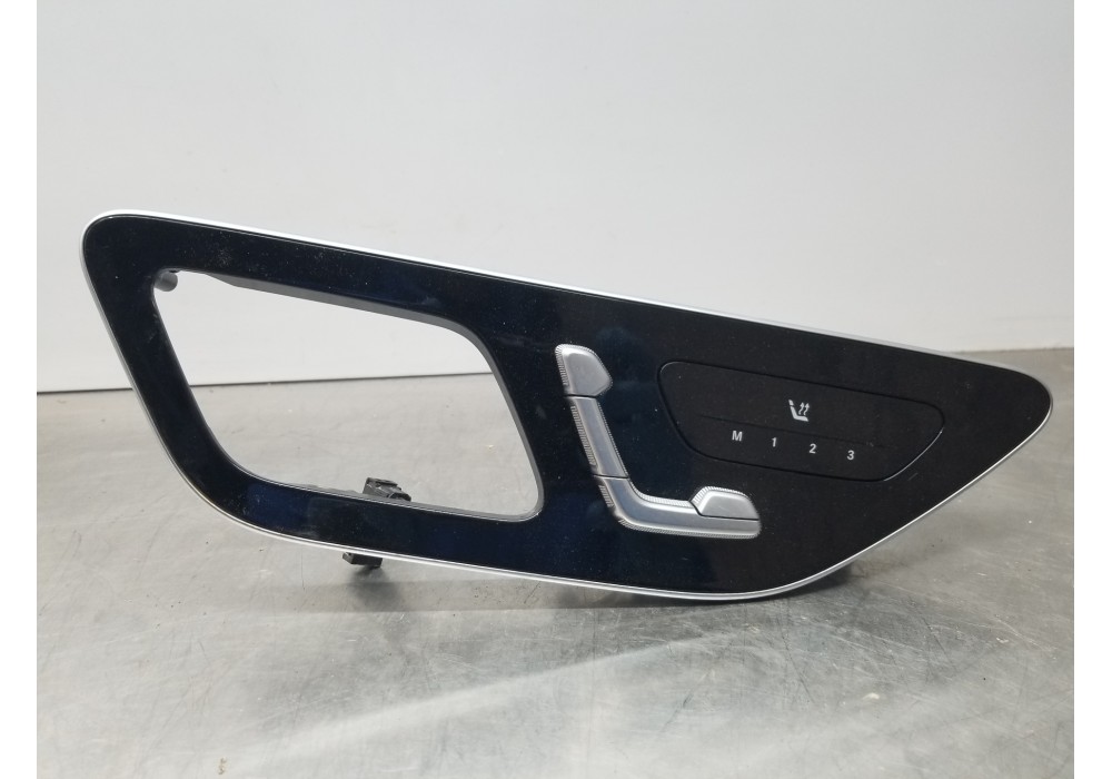 Recambio de interruptor de asiento para mercedes clase c (w206) 220 d referencia OEM IAM A2069000419 A2069014906 