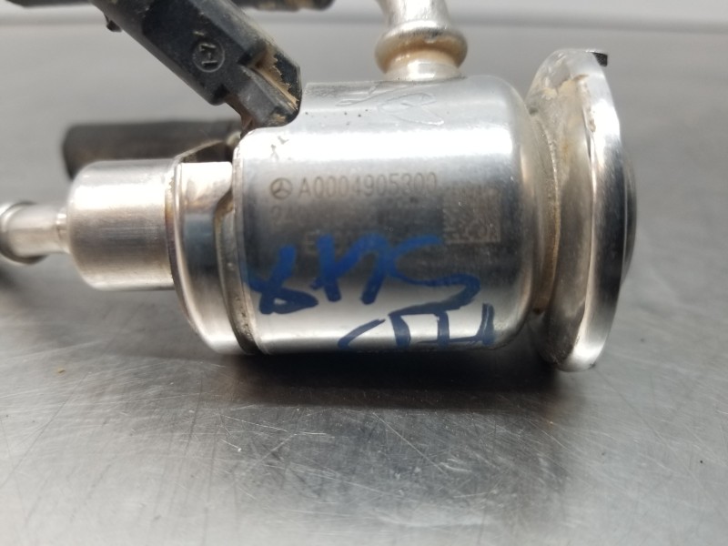Recambio de inyector para mercedes clase c (w206) 220 d referencia OEM IAM A0004905300  