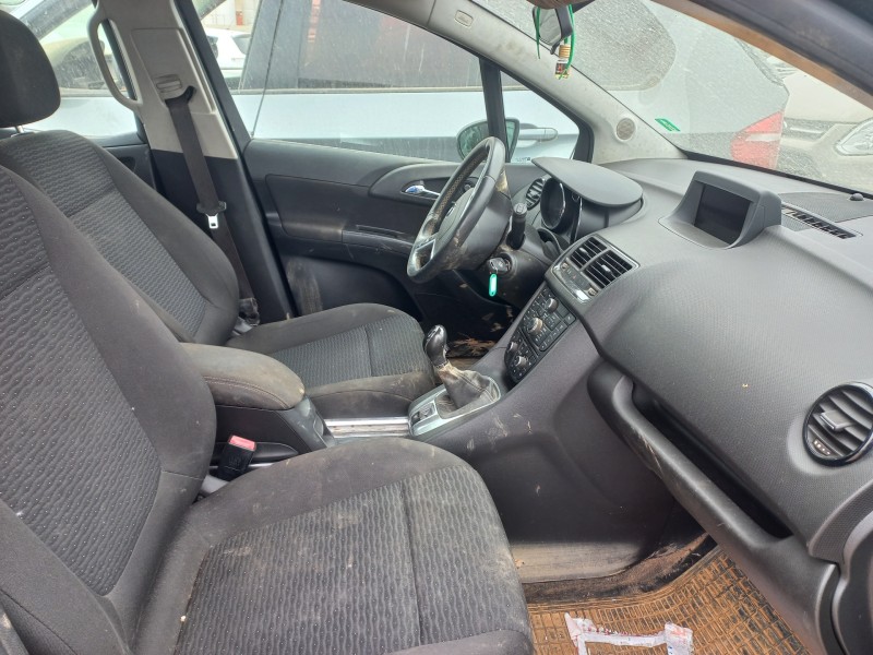 opel meriva b del año 2017