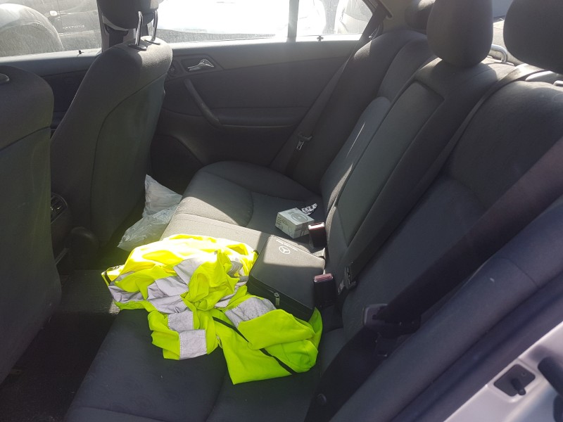 mercedes clase c (w203) berlina del año 2003