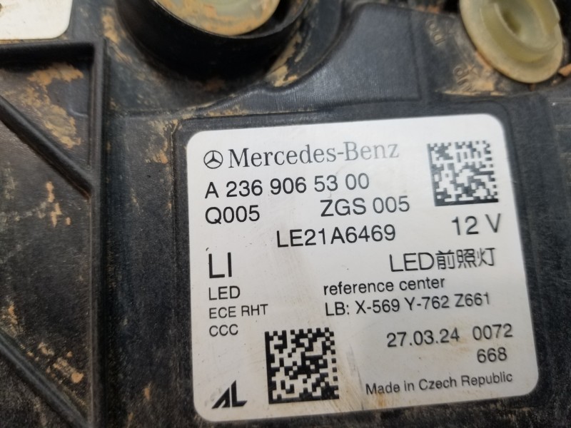 Recambio de faro izquierdo para mercedes clase c (w206) 220 d referencia OEM IAM A2369066900 A2369065300 A2239006230