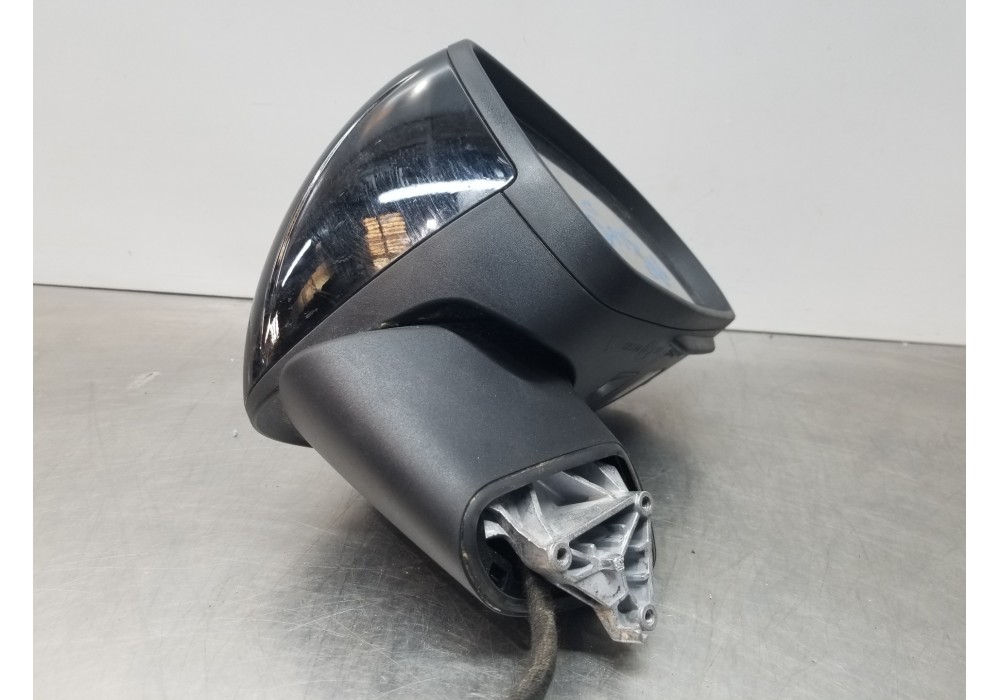Recambio de retrovisor derecho para mercedes clase c (w206) 220 d referencia OEM IAM A2368106602 A0998105103 A0999063703
