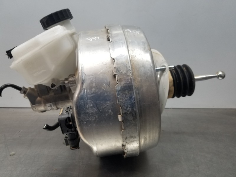 Recambio de servofreno para mercedes clase c (w206) 220 d referencia OEM IAM A2064303200 A2064303000 A2234306200