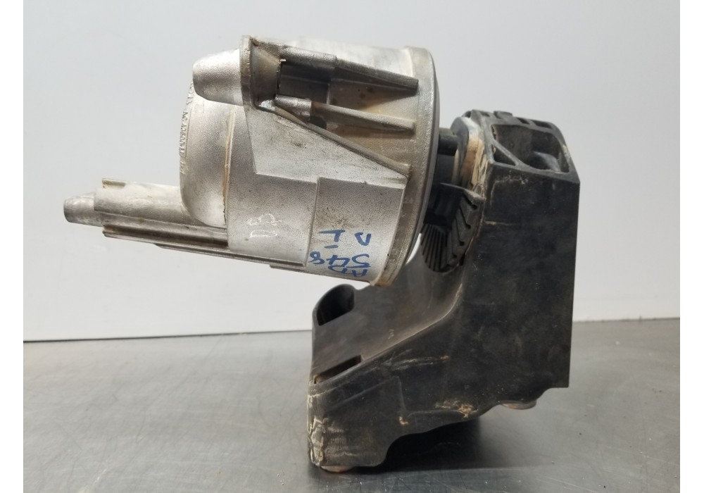 Recambio de soporte motor izquierdo para mercedes clase c (w206) 220 d referencia OEM IAM A2362401700 A236240170028 