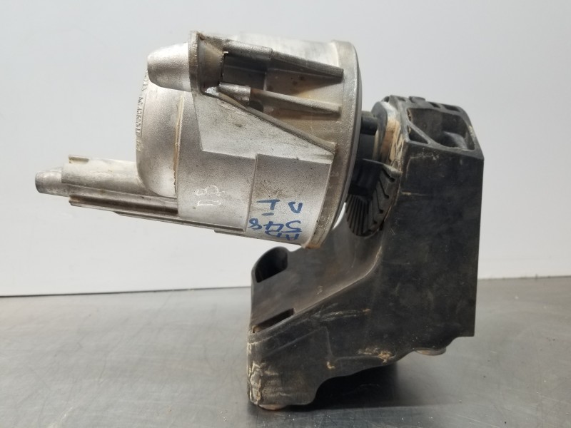 Recambio de soporte motor izquierdo para mercedes clase c (w206) 220 d referencia OEM IAM A2362401700 A236240170028 