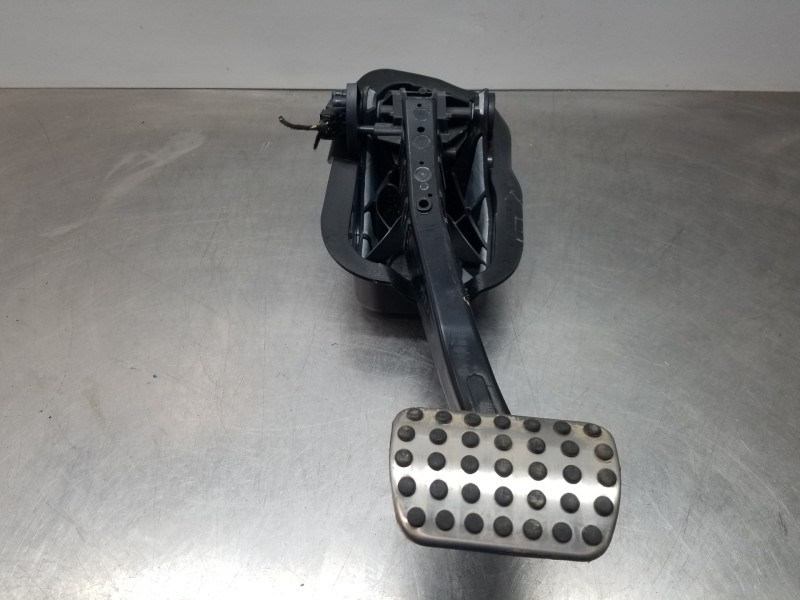 Recambio de pedal freno para mercedes clase c (w206) 220 d referencia OEM IAM A2062906100 A2062906200 A2062906600