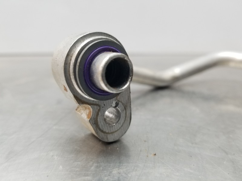 Recambio de tubos aire acondicionado para mercedes clase c (w206) 220 d referencia OEM IAM A2068302204  