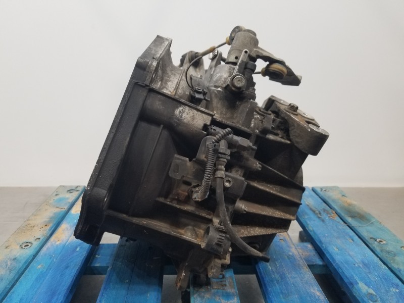 Recambio de caja cambios para opel astra h ber. sedan referencia OEM IAM 5700333 5700613  Recambio de caja cambios para opel astra h ber. sedan referencia OEM IAM 5700333 5700613
