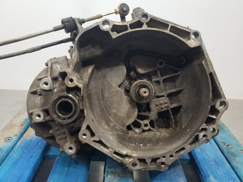 Recambio de caja cambios para opel astra h ber. sedan referencia OEM IAM 5700333 5700613  Recambio de caja cambios para opel astra h ber. sedan referencia OEM IAM 5700333 5700613