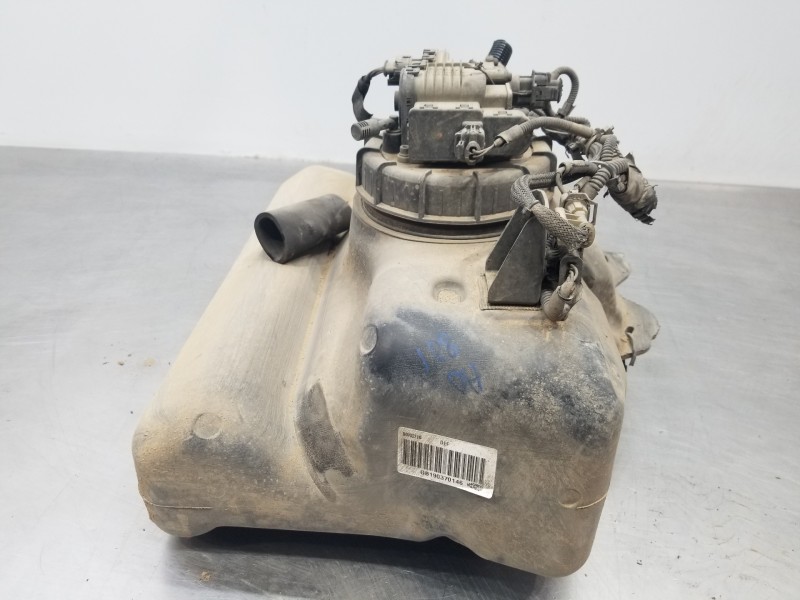 Recambio de deposito aditivo fap ( urea - adblue ) para iveco daily caja cerrada h2 referencia OEM IAM 5802183944 5801693203 