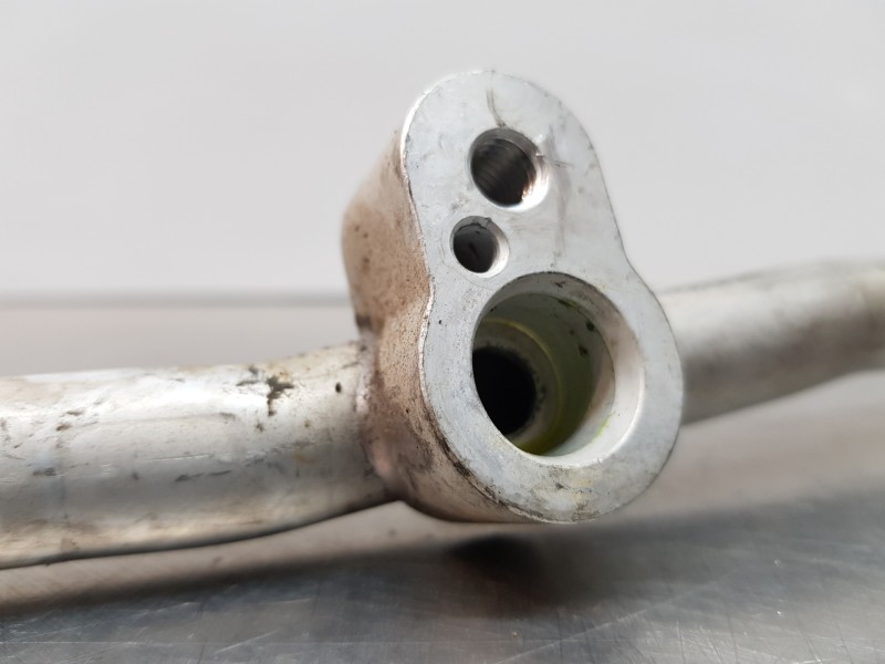 Recambio de tubos aire acondicionado para volkswagen t5 transporter/furgoneta kombi referencia OEM IAM 7H1820743E  