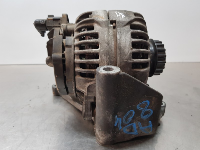 Recambio de alternador para volkswagen t5 transporter/furgoneta kombi referencia OEM IAM 070903024  