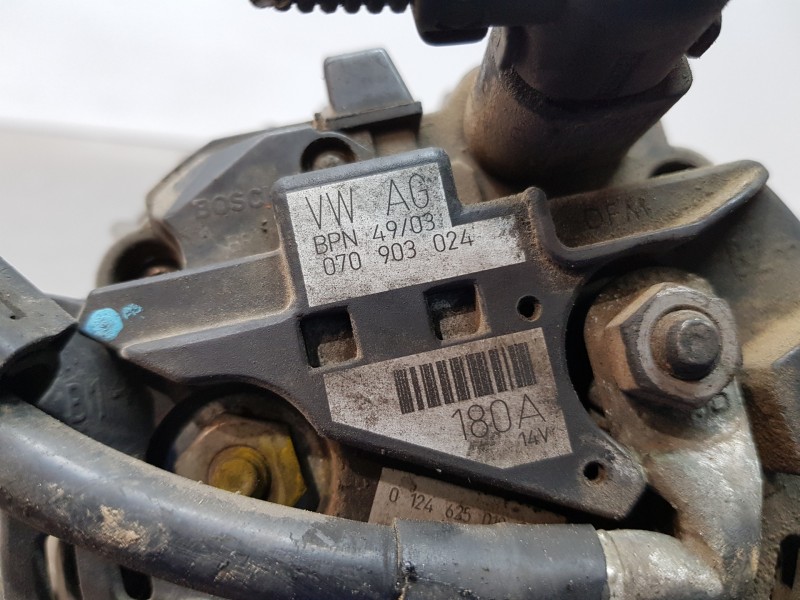 Recambio de alternador para volkswagen t5 transporter/furgoneta kombi referencia OEM IAM 070903024  