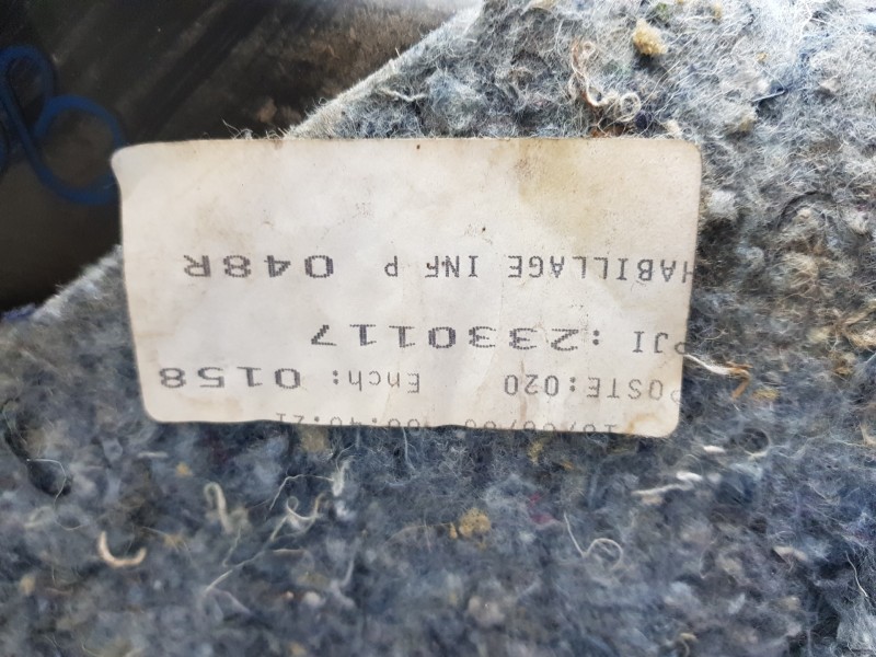 Recambio de guantera para renault kangoo combi referencia OEM IAM 681083048R  