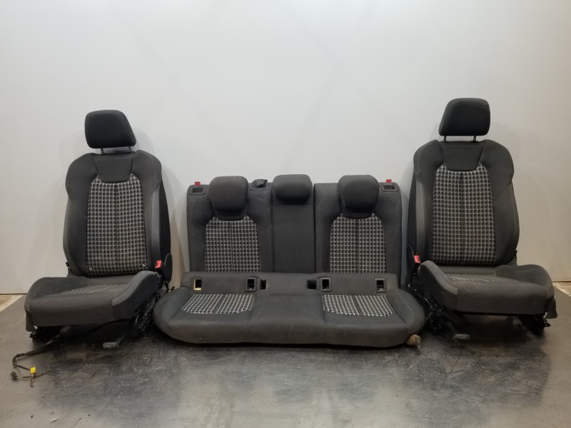 Recambio de juego asientos completo para audi a1 sportback (gba) ego referencia OEM IAM 2Q4881106K  