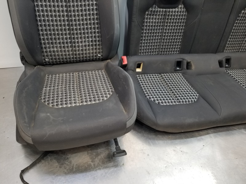 Recambio de juego asientos completo para audi a1 sportback (gba) ego referencia OEM IAM 2Q4881106K  