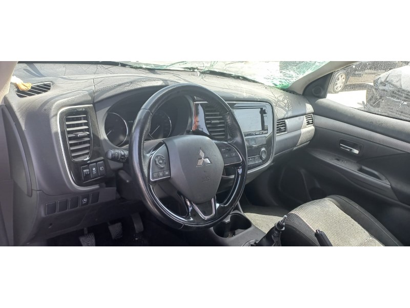 mitsubishi outlander (gf0) del año 2016