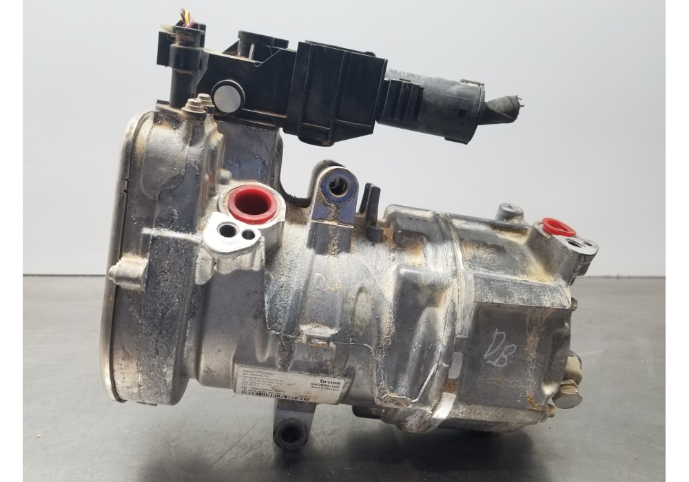 Recambio de compresor aire acondicionado para mercedes clase c (w206) 220 d referencia OEM IAM A0008308004 A000830800480 