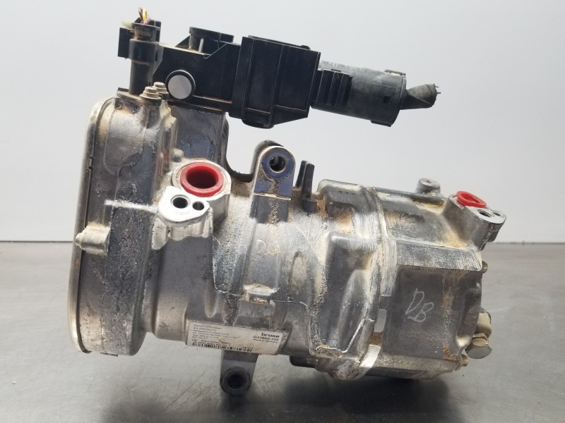 Recambio de compresor aire acondicionado para mercedes clase c (w206) 220 d referencia OEM IAM A0008308004 A000830800480 