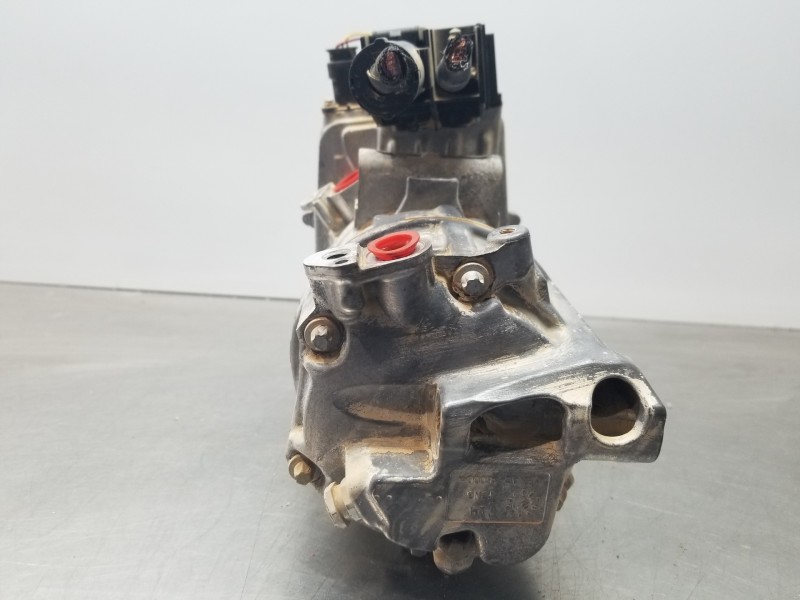 Recambio de compresor aire acondicionado para mercedes clase c (w206) 220 d referencia OEM IAM A0008308004 A000830800480 