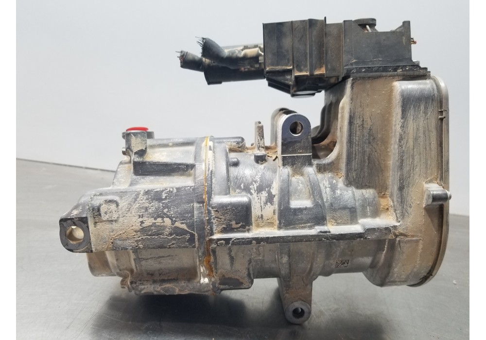 Recambio de compresor aire acondicionado para mercedes clase c (w206) 220 d referencia OEM IAM A0008308004 A000830800480 