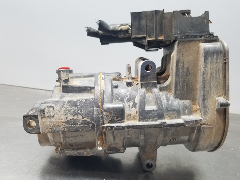 Recambio de compresor aire acondicionado para mercedes clase c (w206) 220 d referencia OEM IAM A0008308004 A000830800480 