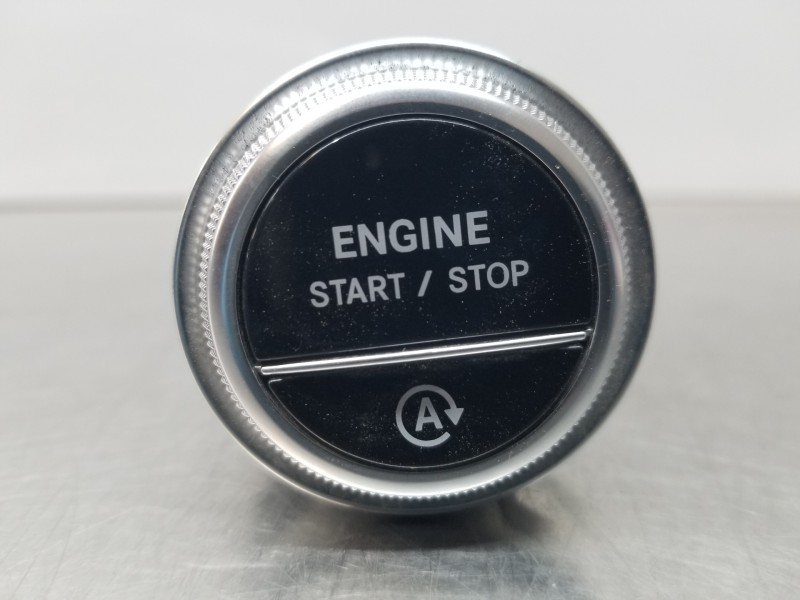 Recambio de cinturon seguridad delantero izquierdo para mercedes clase c (w206) 220 d referencia OEM IAM A2068602301  