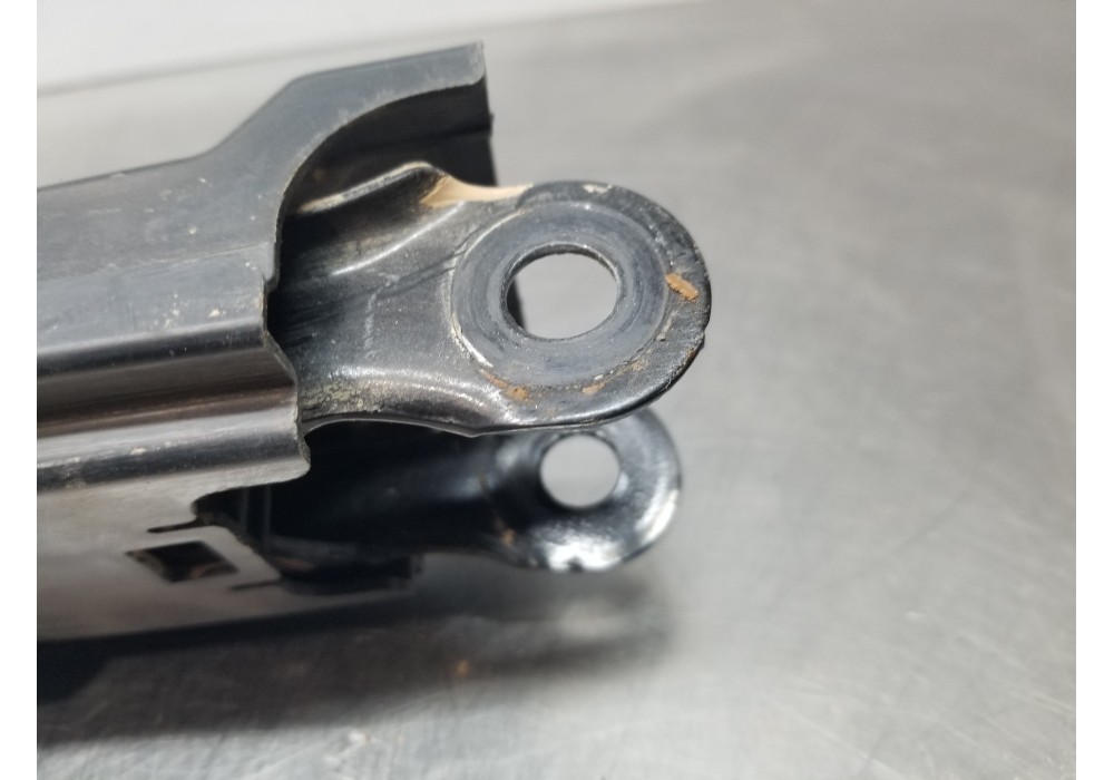 Recambio de brazo suspension inferior trasero derecho para mercedes clase c (w206) 220 d referencia OEM IAM A2063501700  