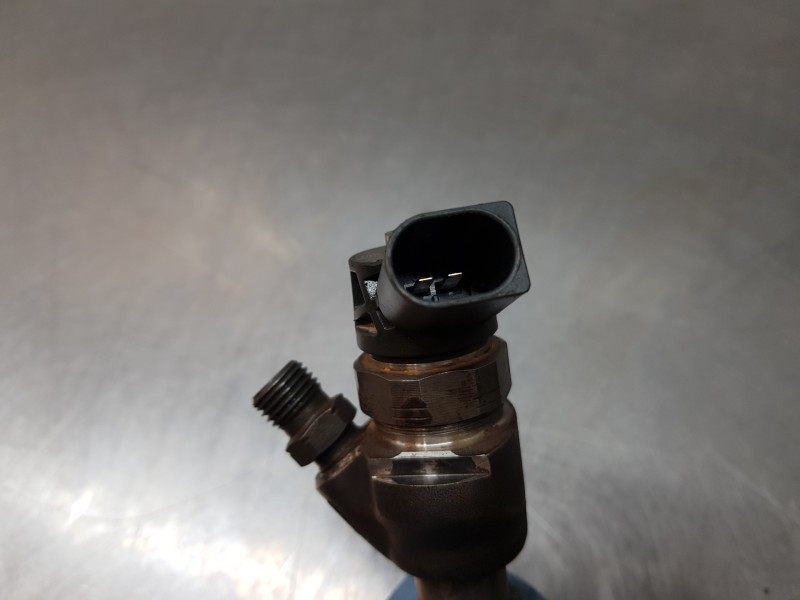 Recambio de inyector para bmw mini (f55) d referencia OEM IAM 8511630 0445110598 