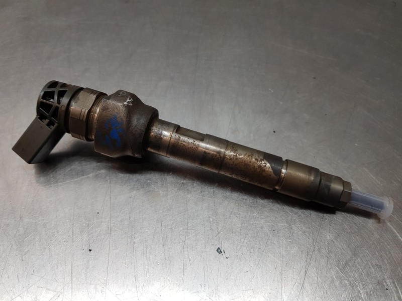 Recambio de inyector para bmw mini (f55) d referencia OEM IAM 8511630 0445110598 