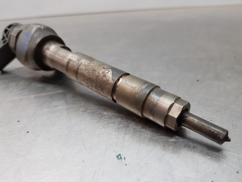 Recambio de inyector para bmw mini (f55) d referencia OEM IAM 8511630 0445110598 