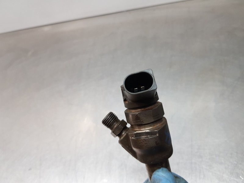 Recambio de inyector para bmw mini (f55) d referencia OEM IAM 8511630 0445110598 