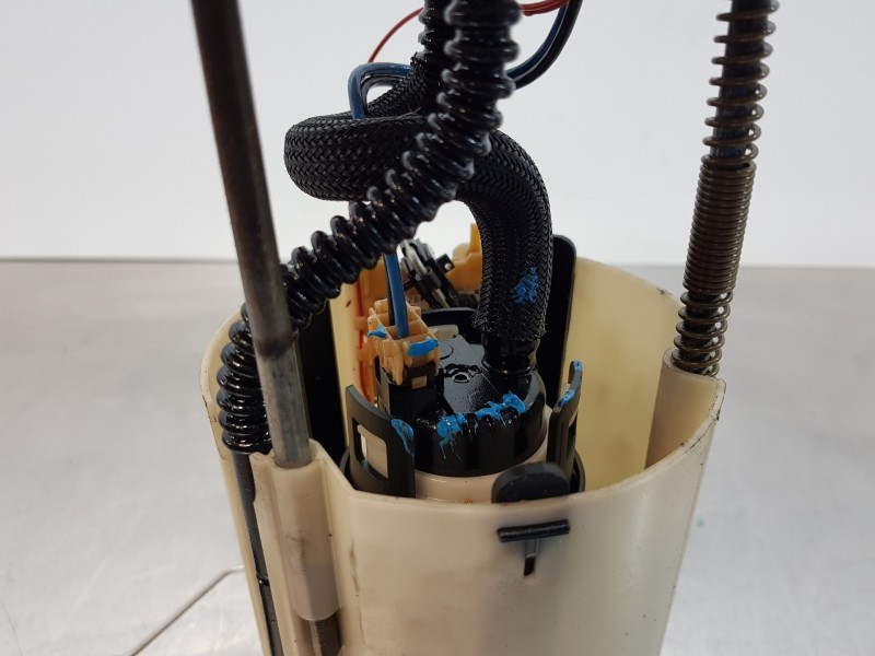 Recambio de aforador para iveco daily caja cerrada h2 referencia OEM IAM 5802021075  