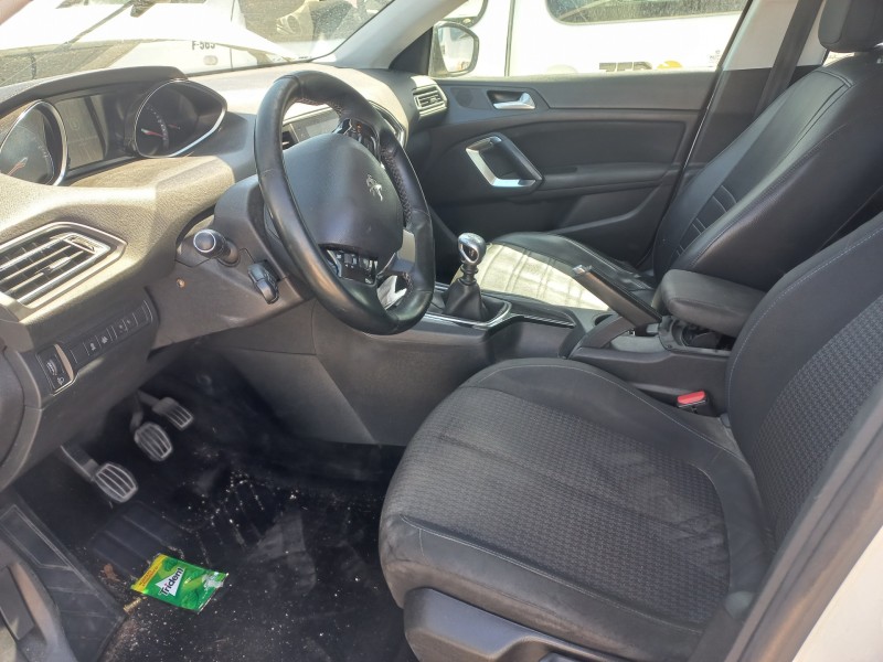 peugeot 308 sw del año 2019