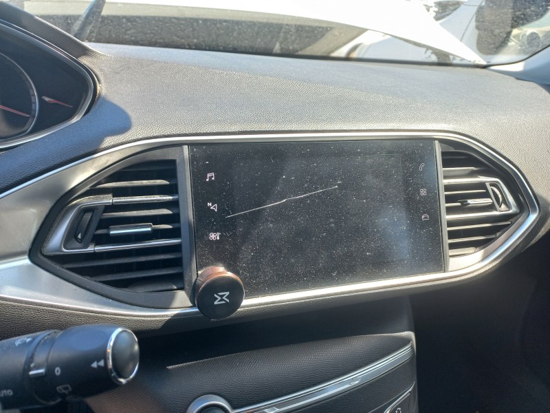 peugeot 308 sw del año 2019