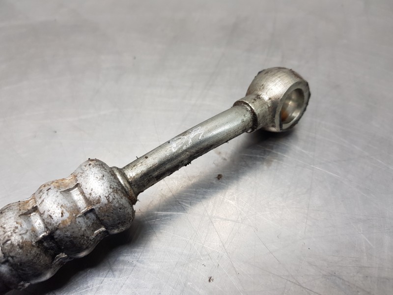 Recambio de tubo presion direccion asistida para iveco daily caja cerrada h2 referencia OEM IAM 5801867964 5801611824 504073722